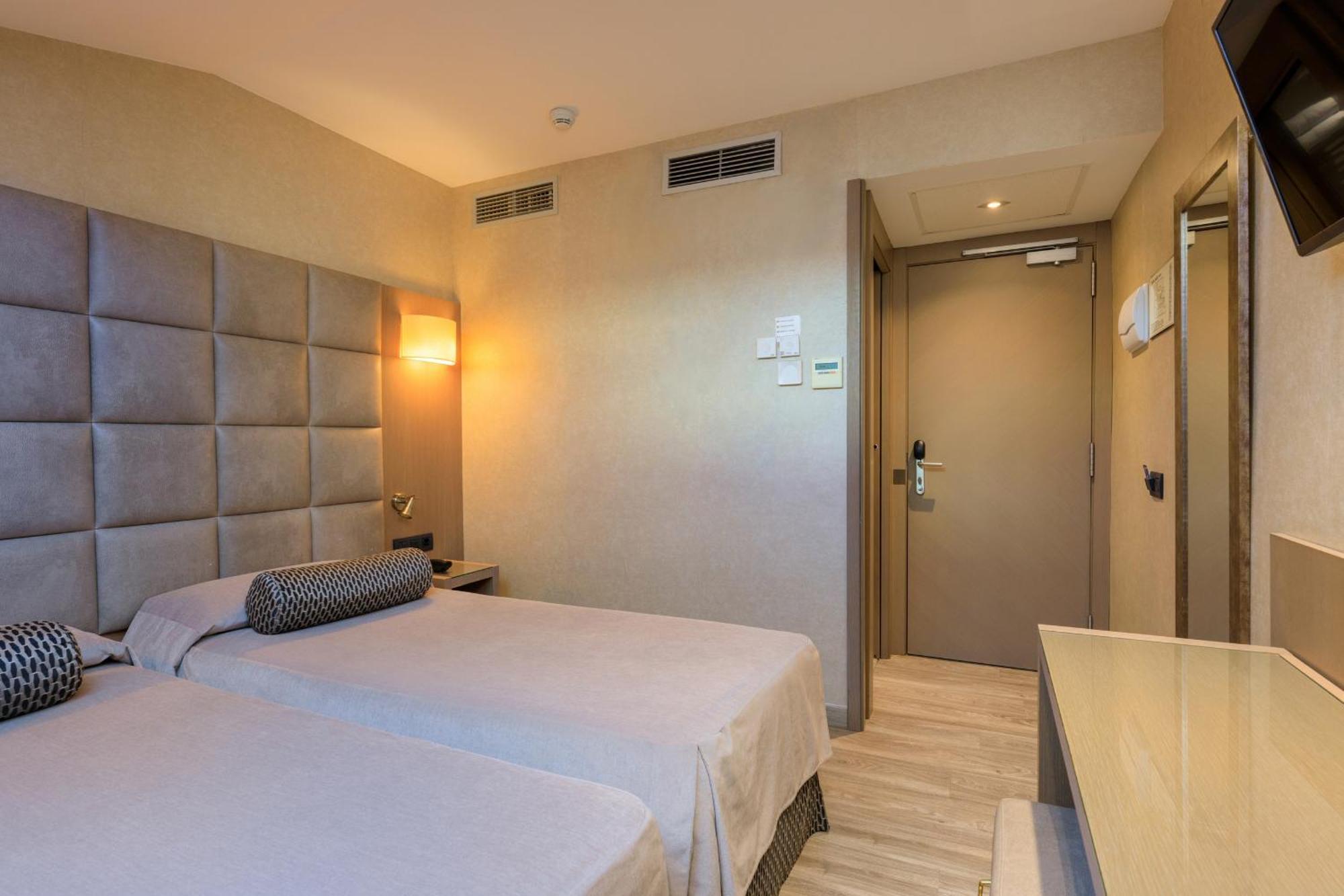 Hotel Suizo Barcelona Exterior photo