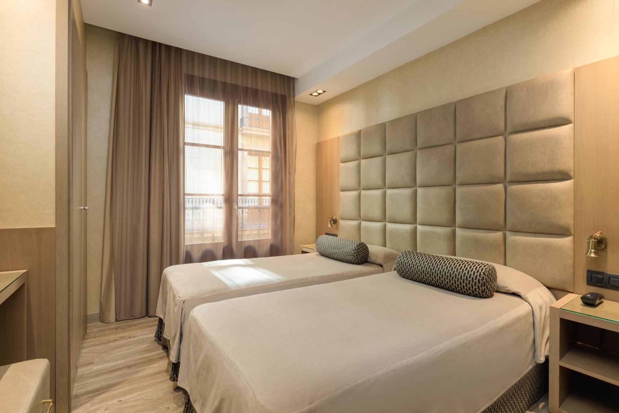 Hotel Suizo Barcelona Exterior photo