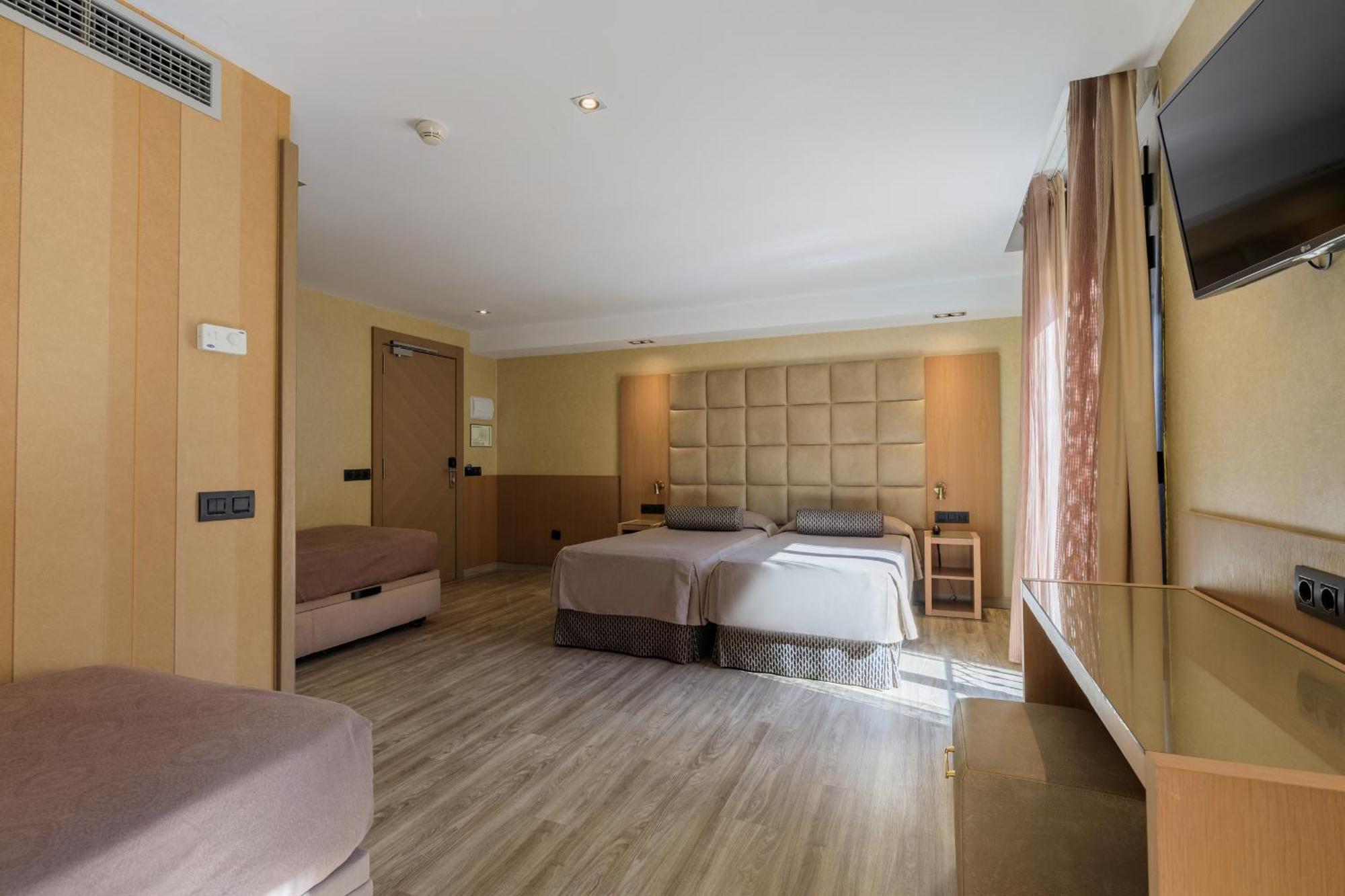 Hotel Suizo Barcelona Exterior photo